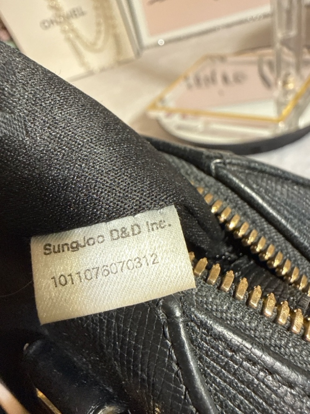 MCM Vintage Black Leather Boston Satchel Barrel Bag Made in Korea Authentic - Picture 17 of 17